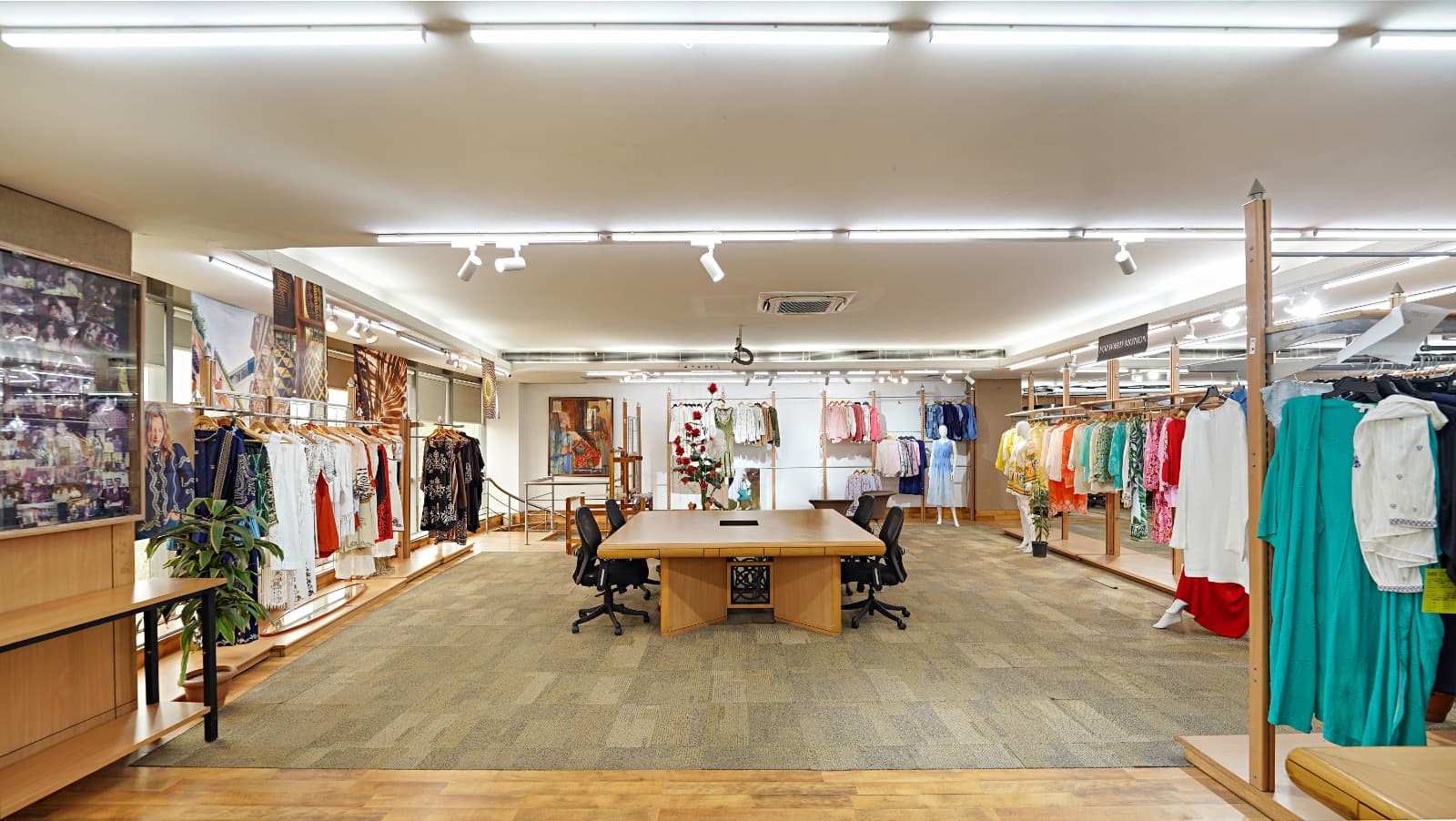 Design & Sample Studio