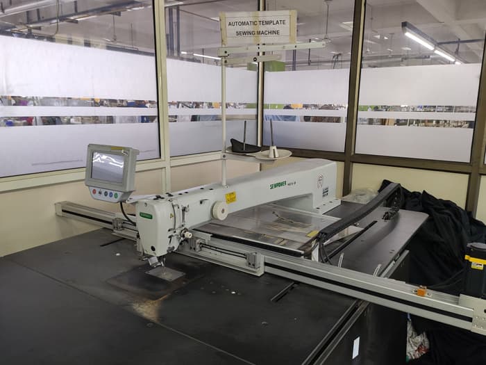 AUTOMATIC TEMPLATE SEWING MACHINE